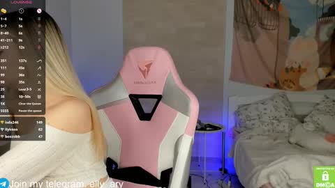 elly_ary online show from 02-09-25, 09:39