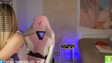 elly_ary online show from 02-26-25, 06:11