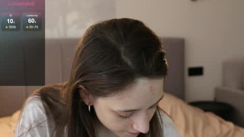 Elly online show from 04-18-26, 08:40