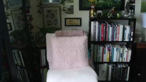 Elly Naomi online show from 05-30-26, 05:21