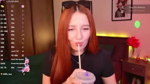 EllyPeach online show from 07-08-26, 11:15