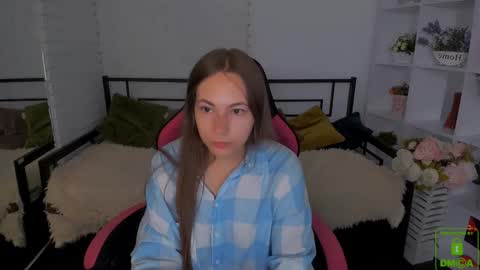 elma_lily online show from 09-18-25, 06:04