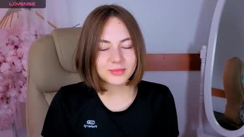 elma_lily online show from 10-24-25, 06:10