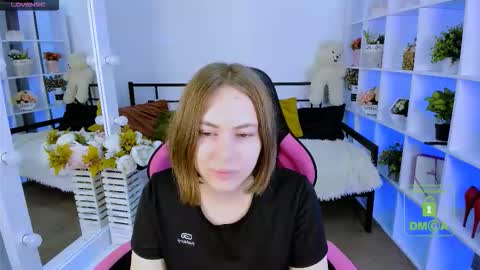 elma_lily online show from 10-25-25, 05:26