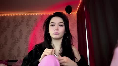 Tiny online show from 02-01-26, 06:23