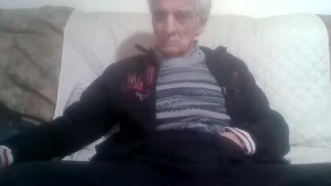 Snapshot of elmo191271 chatting on 02-16-26, 07:54 elmo191271 online show from 02-16-26, 07:54