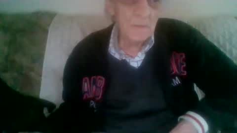 Snapshot of elmo191271 chatting on 03-15-26, 06:52 elmo191271 online show from 03-15-26, 06:52