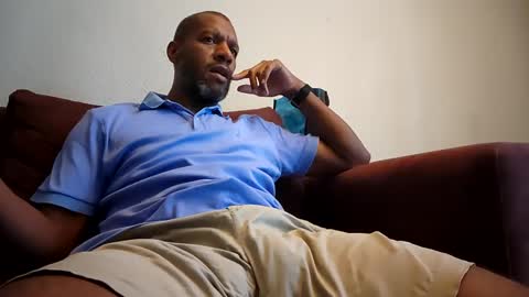 My name is Elmore. Please say hello I like to chat with you. If you have requests or dirty talk please use tip online show from 02-05-25, 11:39