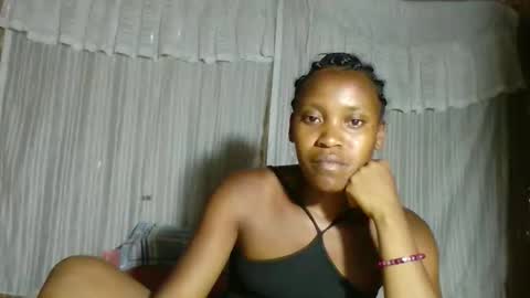 elodie012 online show from 01-11-26, 11:48