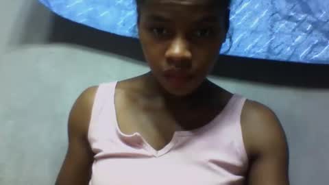 Snapshot of elodie228680 chatting on 05-18-26, 05:02 elodie228680 online show from 05-18-26, 05:02