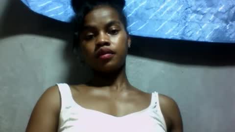 Snapshot of elodie228680 chatting on 06-01-26, 07:04 elodie228680 online show from 06-01-26, 07:04