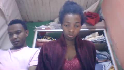 elodynarcisse online show from 12-19-25, 03:57