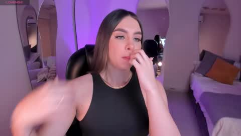 ELOISA OLIVERO online show from 09-13-25, 11:32