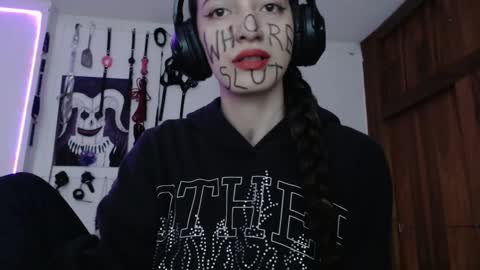 Chelsea  Please help me to reach 100 thumbs up online show from 01-07-25, 02:53