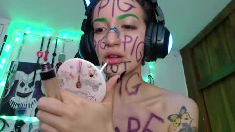 Chelsea  Please help me to reach 100 thumbs up online show from 03-09-25, 01:56