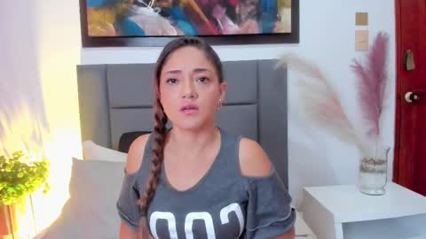 EloiseQuinn online show from 10-02-25, 01:18