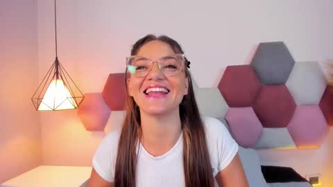 EloiseQuinn online show from 10-18-25, 02:29