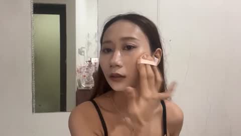 Eva online show from 06-18-26, 04:57
