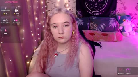 Ela give me a thumbs up if you like it  and this is important for the development of the account online show from 12-05-24, 07:06