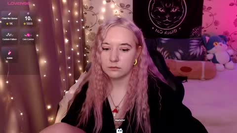 Ela give me a thumbs up if you like it  and this is important for the development of the account online show from 12-05-24, 10:23