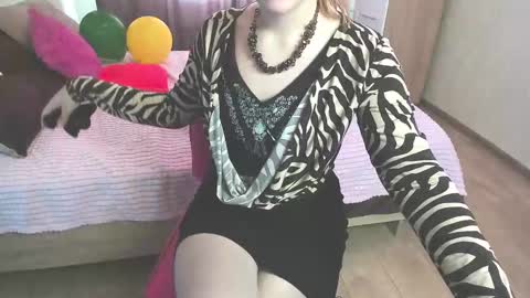 Elsa  online show from 02-14-25, 06:56