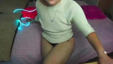 Elsa  online show from 02-18-25, 09:32