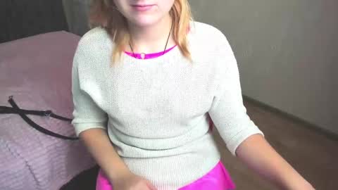 Elsa  online show from 02-21-25, 12:17