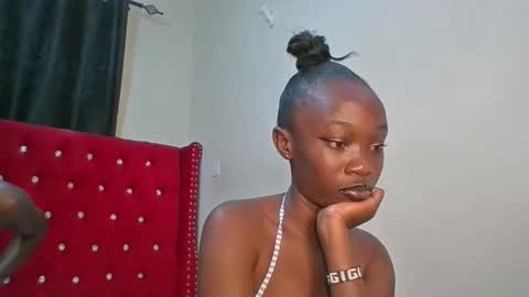 elsiejoy online show from 11-03-25, 07:31