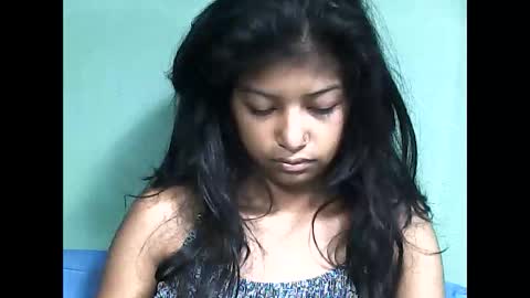 elynah195043 online show from 06-02-26, 03:19