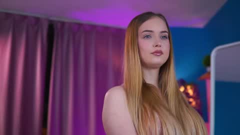 Elyssa online show from 04-10-26, 06:45