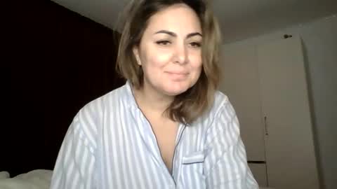 Em online show from 09-29-25, 08:35