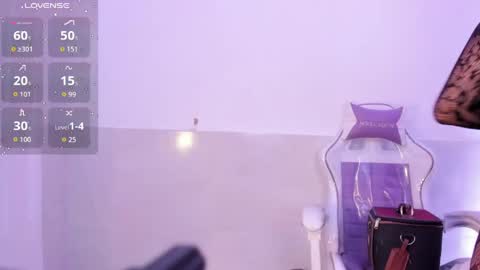 Snapshot of ema_lambert chatting on 05-26-26, 11:28 Ema Lambert online show from 05-26-26, 11:28