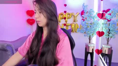 Ema louisx  online show from 02-14-25, 12:14