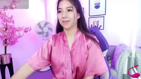 Snapshot of ema_louisx chatting on 07-04-26, 08:31 Ema louisx online show from 07-04-26, 08:31