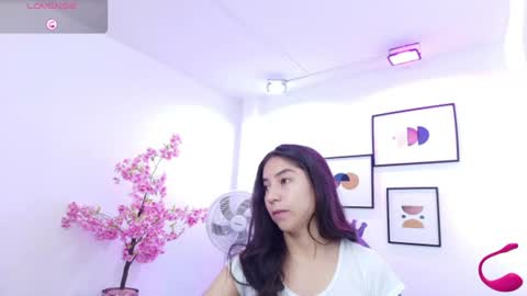 Snapshot of ema_louisx chatting on 07-11-26, 07:49 Ema louisx online show from 07-11-26, 07:49