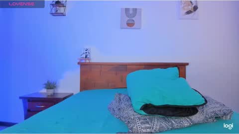         online show from 02-14-25, 03:26