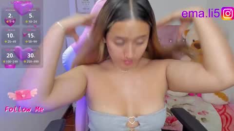 Snapshot of ema_tayy chatting on 02-28-25, 07:58 Ema online show from 02-28-25, 07:58