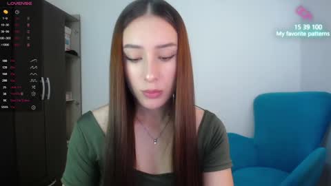 Snapshot of emaa_martins chatting on 09-25-25, 06:33 Emaa online show from 09-25-25, 06:33