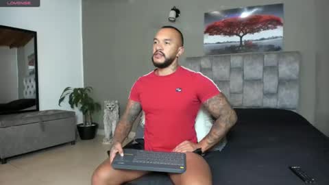 Snapshot of emanuelspencer chatting on 01-25-25, 07:49 emanuelspencer online show from 01-25-25, 07:49