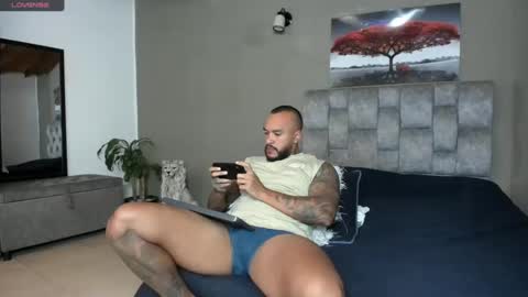 Snapshot of emanuelspencer chatting on 02-13-25, 12:57 emanuelspencer online show from 02-13-25, 12:57