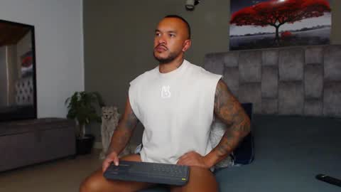 Snapshot of emanuelspencer chatting on 03-12-25, 07:06 emanuelspencer online show from 03-12-25, 07:06