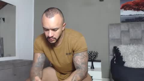 Snapshot of emanuelspencer chatting on 04-30-26, 04:52 emanuelspencer online show from 04-30-26, 04:52