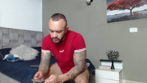 Snapshot of emanuelspencer chatting on 06-18-26, 06:34 emanuelspencer online show from 06-18-26, 06:34