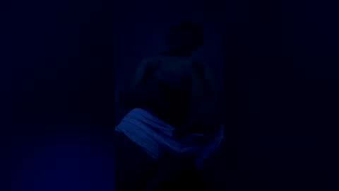 Snapshot of emberacatio chatting on 12-18-25, 09:54 emberacatio online show from 12-18-25, 09:54