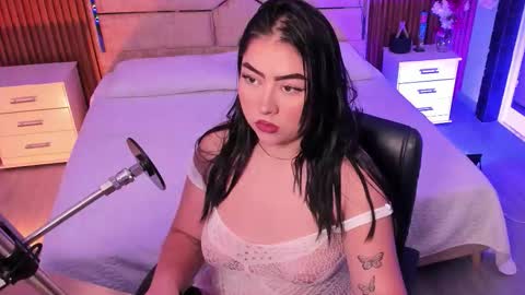 Ember Velvet online show from 03-15-26, 05:46