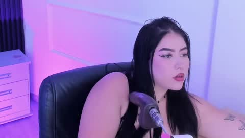 Ember Velvet online show from 04-16-26, 08:20