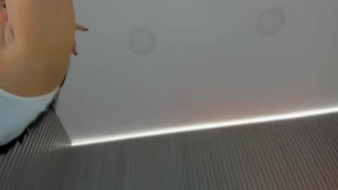 emelie_89 online show from 12-20-25, 11:39