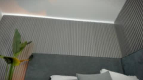 emelie_89 online show from 05-20-26, 11:38