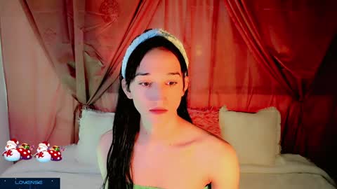 Emely Rous online show from 12-28-24, 08:16