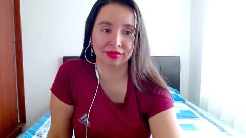 emely_sexx online show from 10-21-25, 01:45